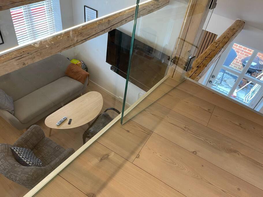 Hyggeligt Lille Byhus Lige Mellem Havnen Og Bytorv 링쾨빙 외부 사진